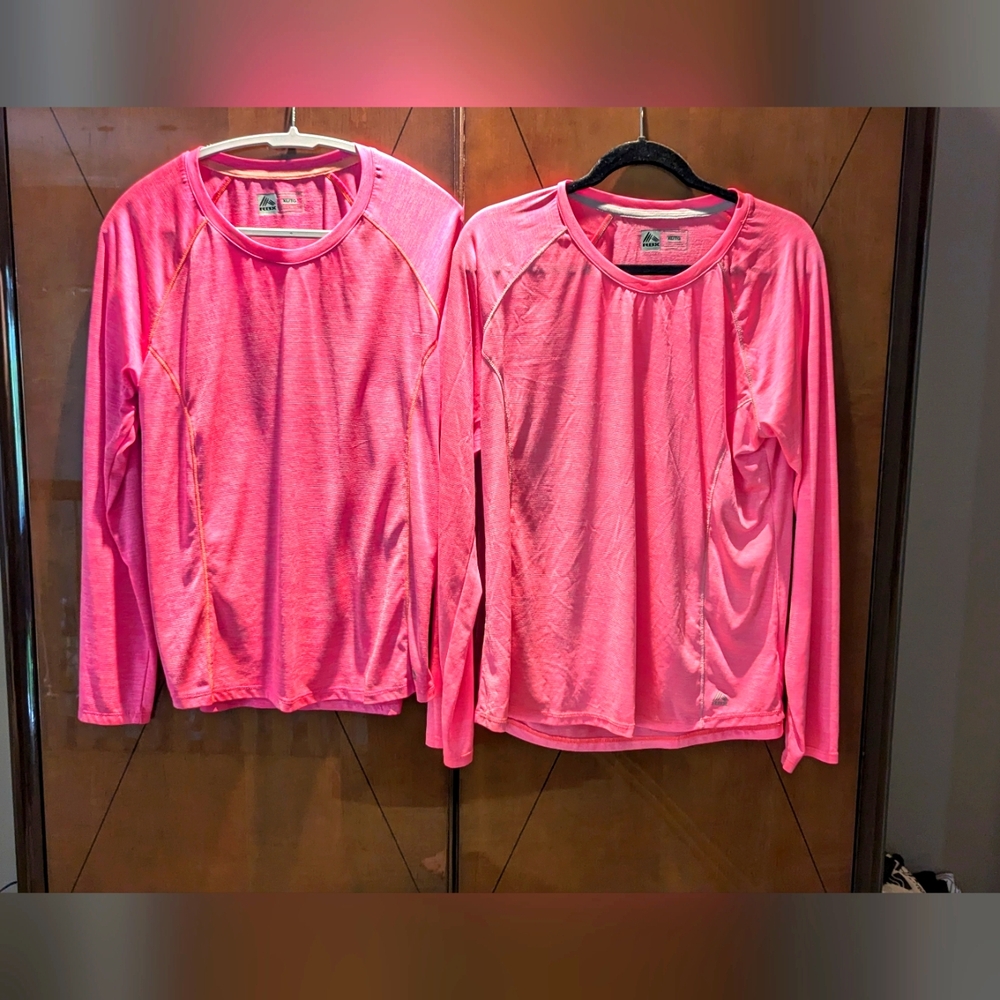 2 Rux exercise long sleeve shirts Size XL